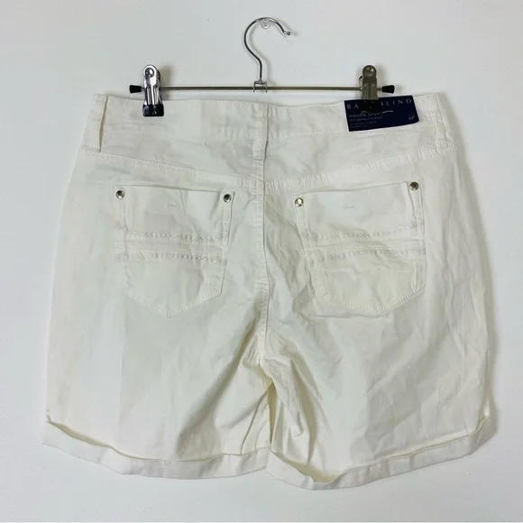 NWT Bandolino Women's Mandie Short, Size 6 P, Perfect Fit Shorts Stretch White - Picture 2 of 10